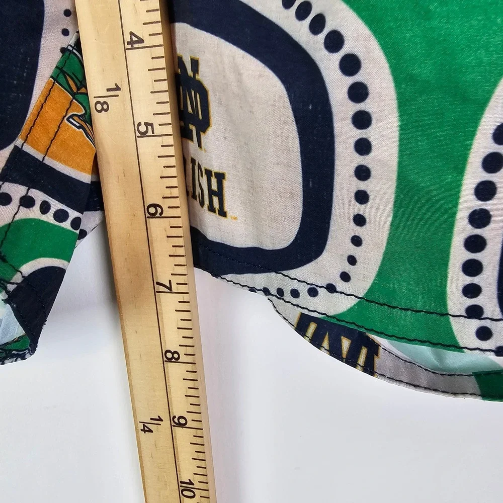 Wes and Willy Notre Dame Fighting Irish Swim Trunks XL Retro Print Board Shorts